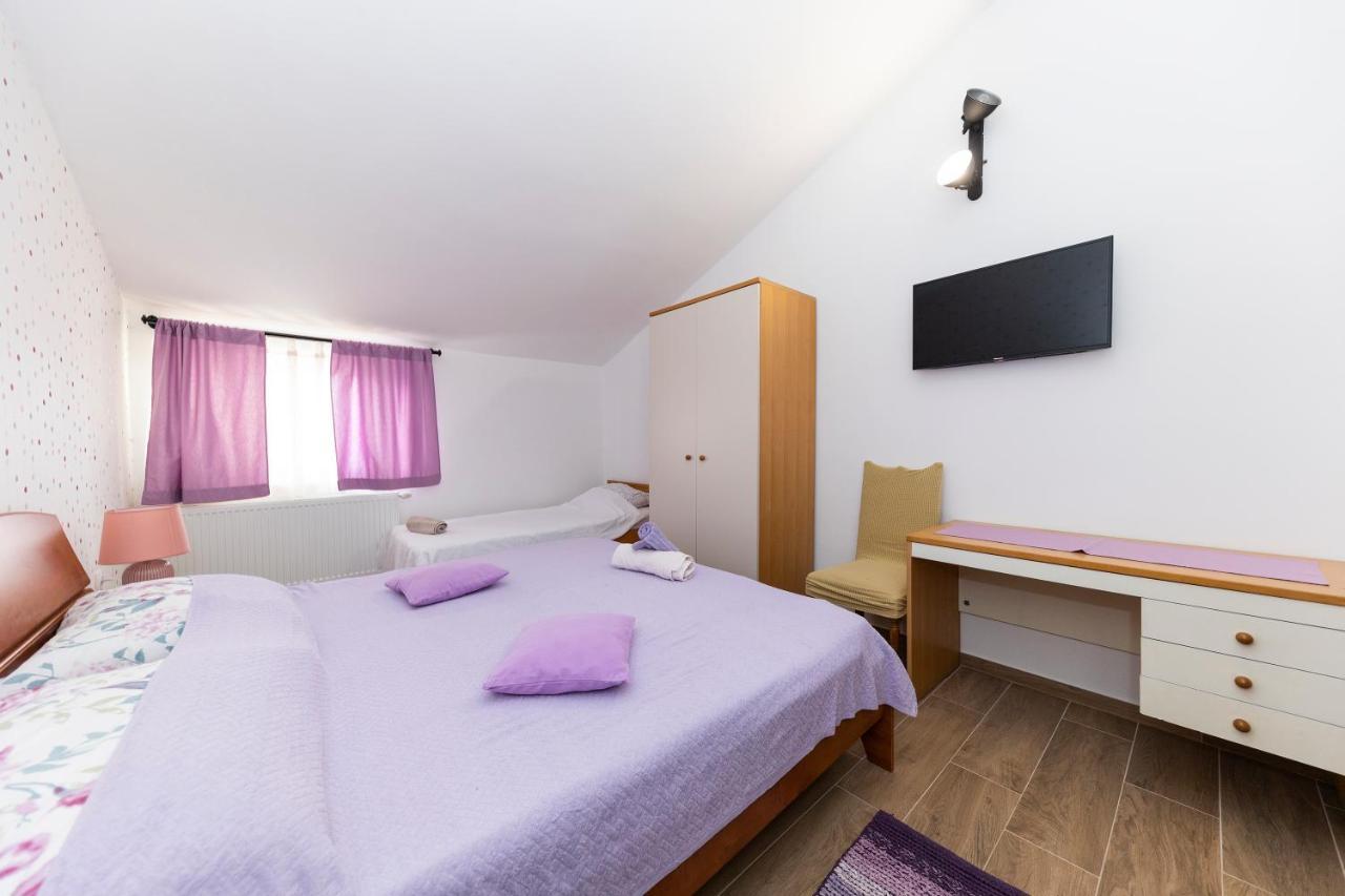Apartman Lana Biograd Na Moru Exterior foto